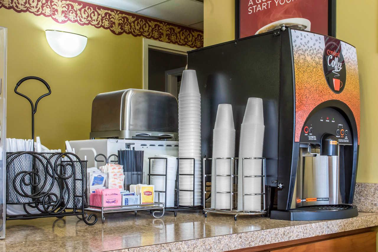 Econo Lodge Louisville Airport Dış mekan fotoğraf
