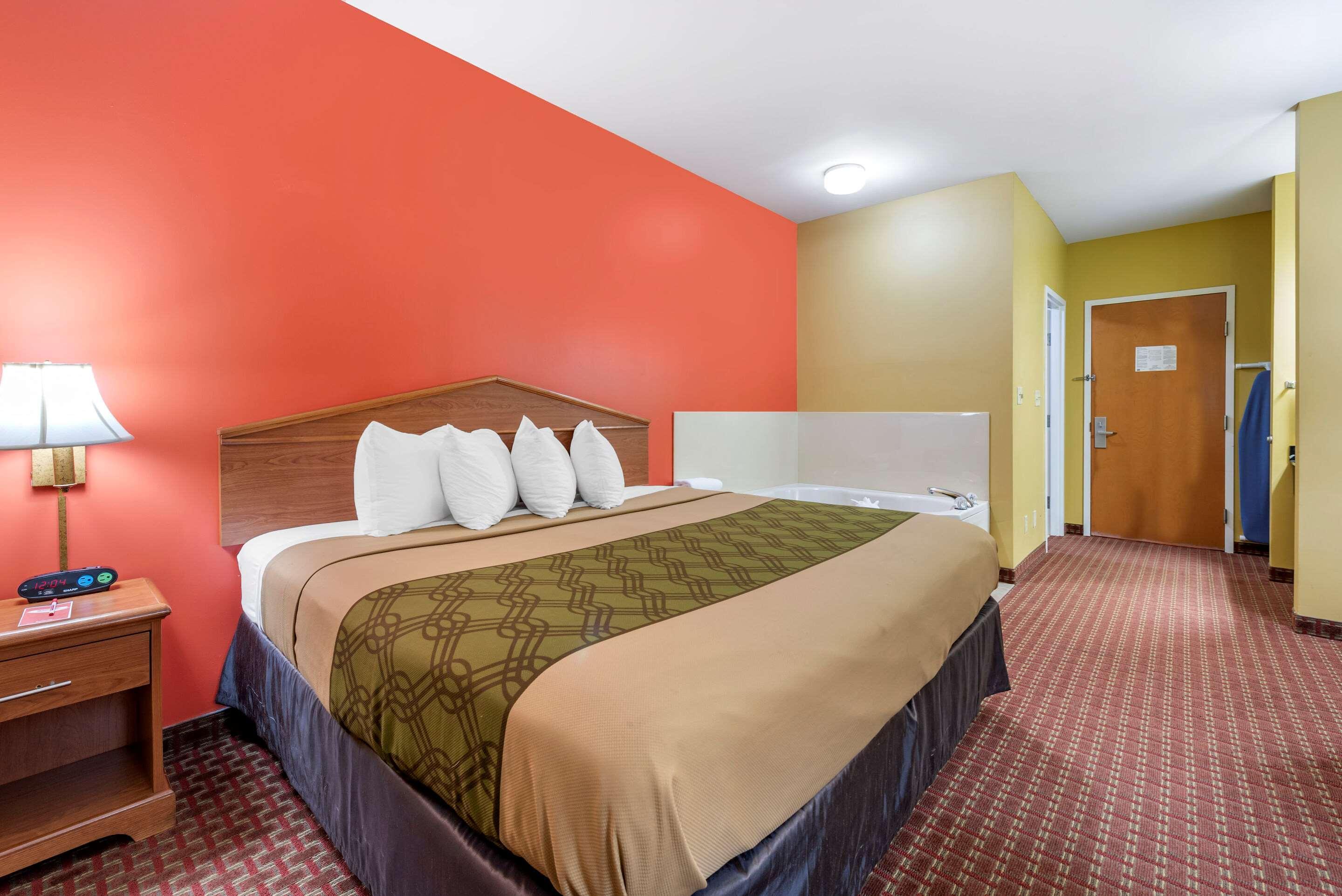 Econo Lodge Louisville Airport Dış mekan fotoğraf