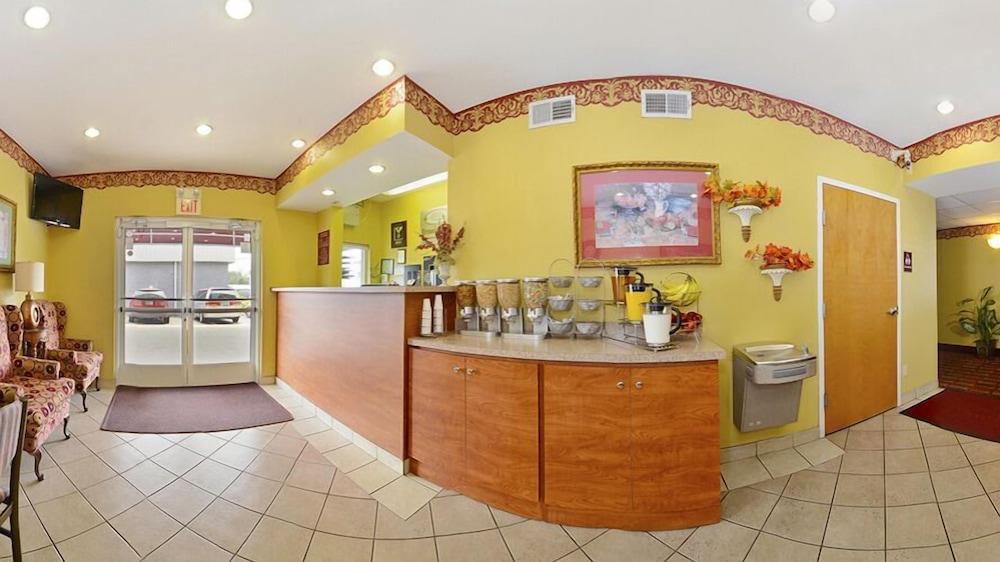 Econo Lodge Louisville Airport Dış mekan fotoğraf