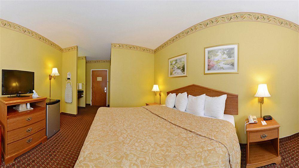 Econo Lodge Louisville Airport Dış mekan fotoğraf